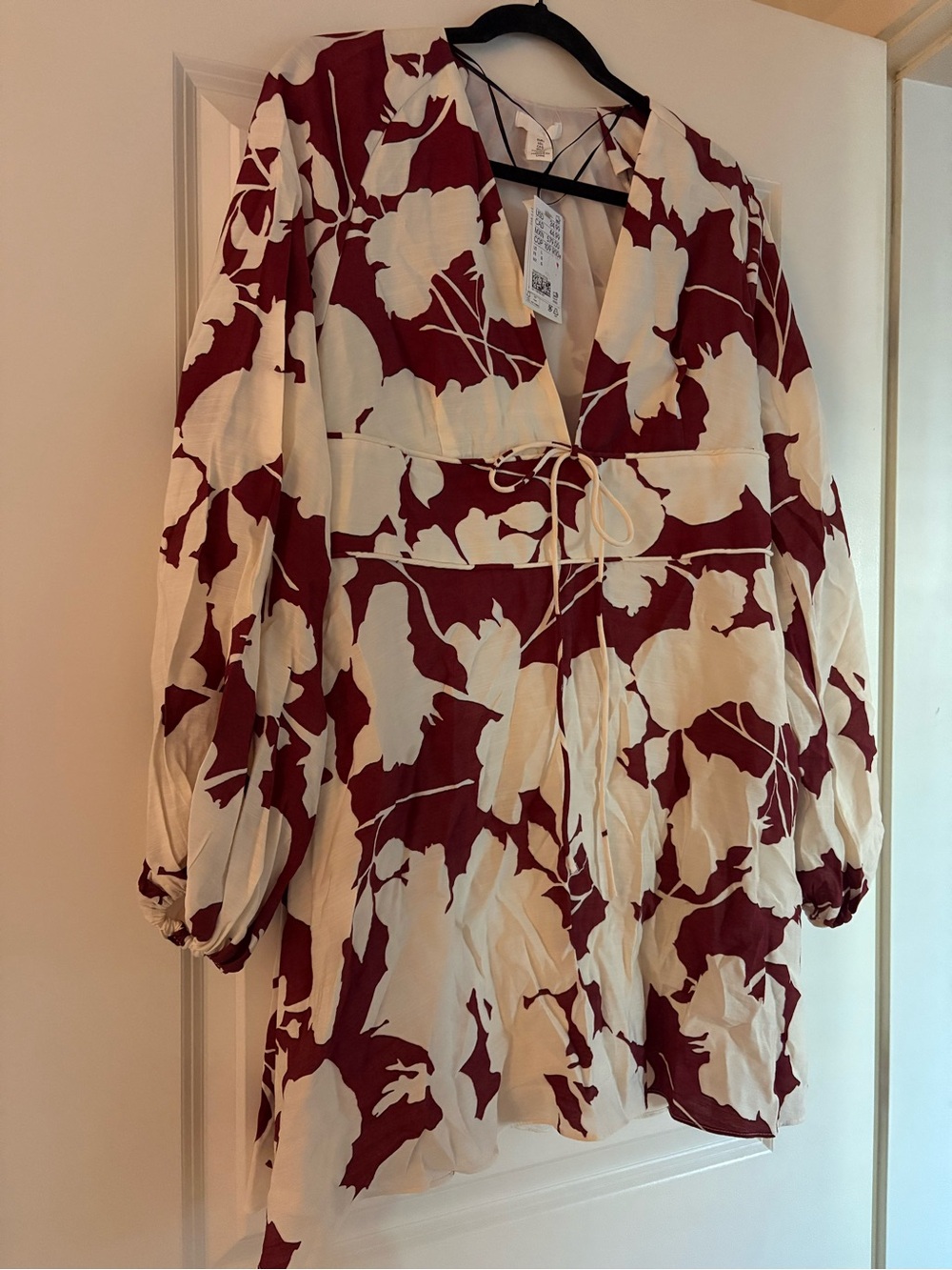 H&M Cream and Burgundy Long Sleeve Floral Tunic Dress